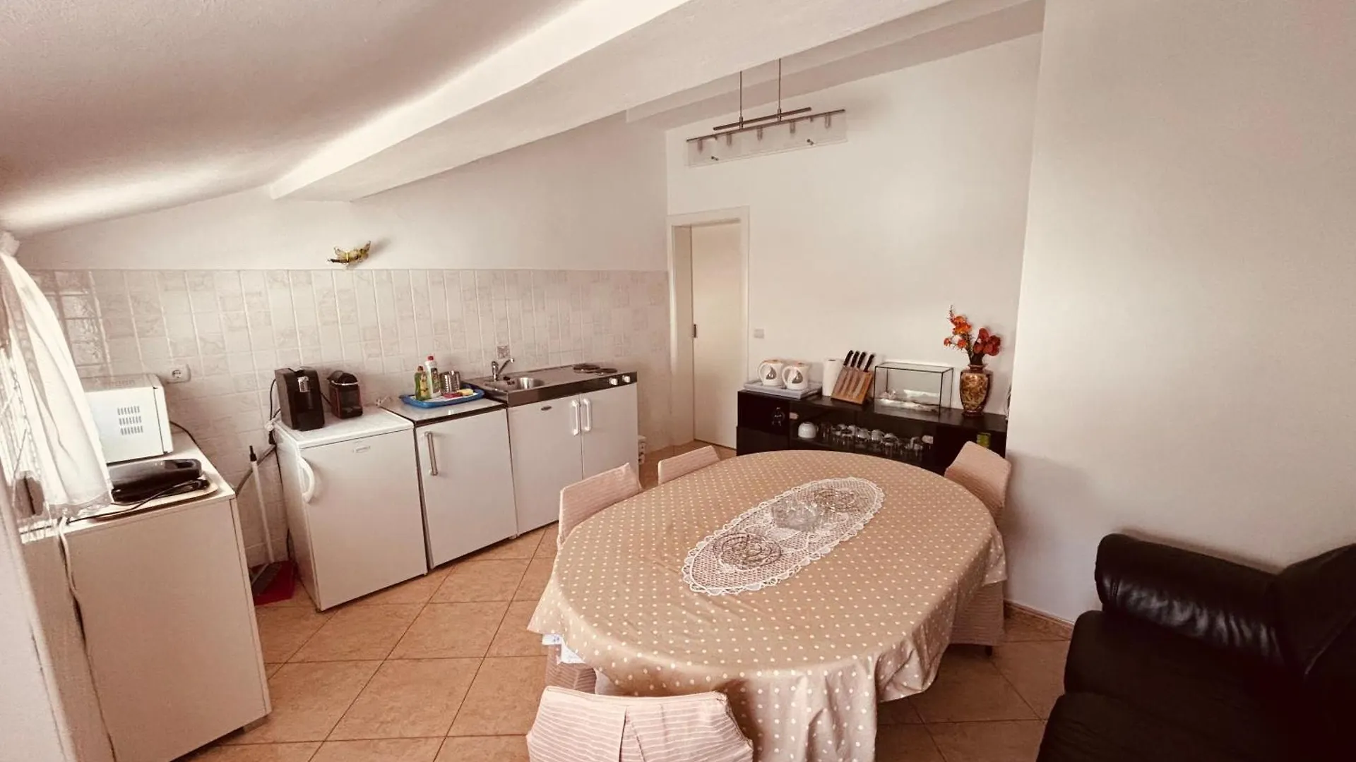 יאדראנובו Rooms & App Minka 3*,  קרואטיה