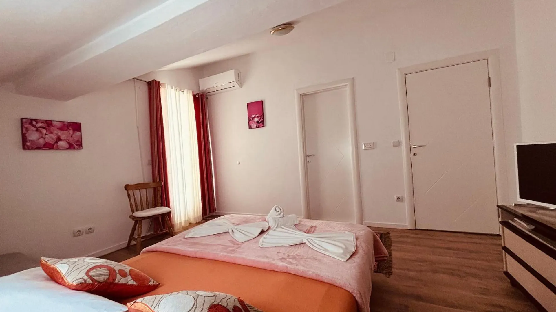 Rooms & App Minka Jadranovo